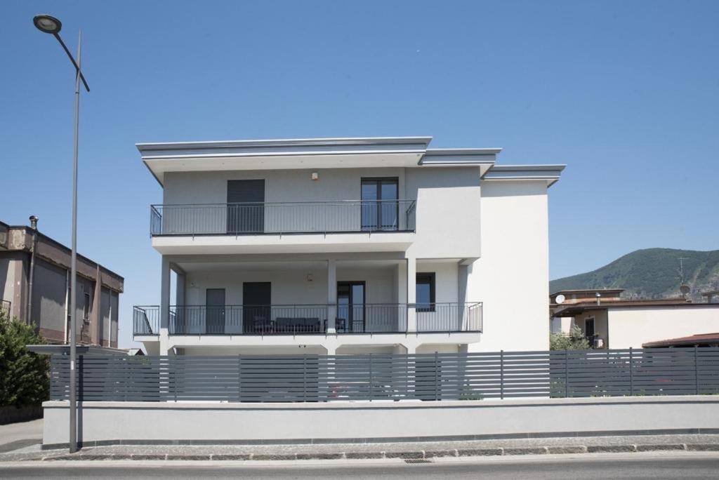 Studio Apartment Angelo - Free Private Parking Sarno Eksteriør bilde